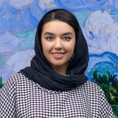 زهرا حسین زاده